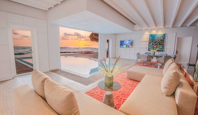 Emerald Maldives - Presidential Water Villa Living Room